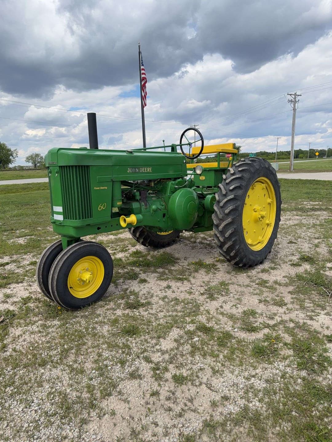 Image of John Deere 60 Primary image