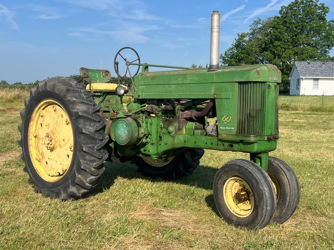 Image of John Deere 60 Primary image