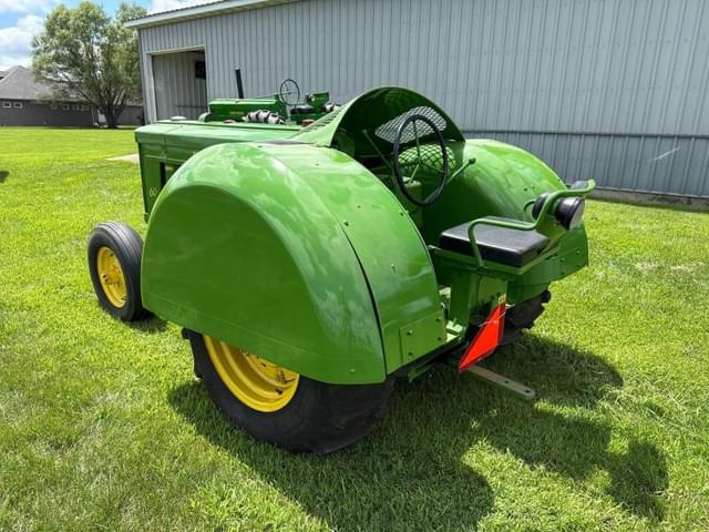 Image of John Deere 60 equipment image 2