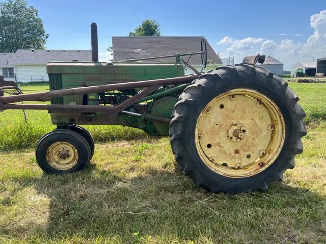 Image of John Deere 60 equipment image 1