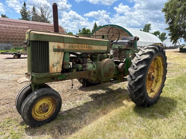 Image of John Deere 620 equipment image 1
