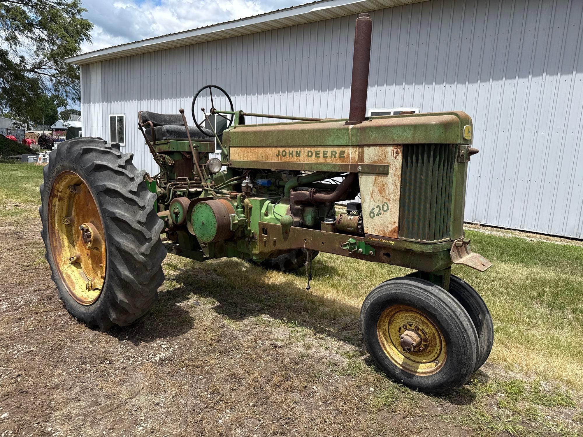 1956 John Deere 620 Equipment Image0