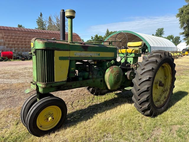 Image of John Deere 620 equipment image 1