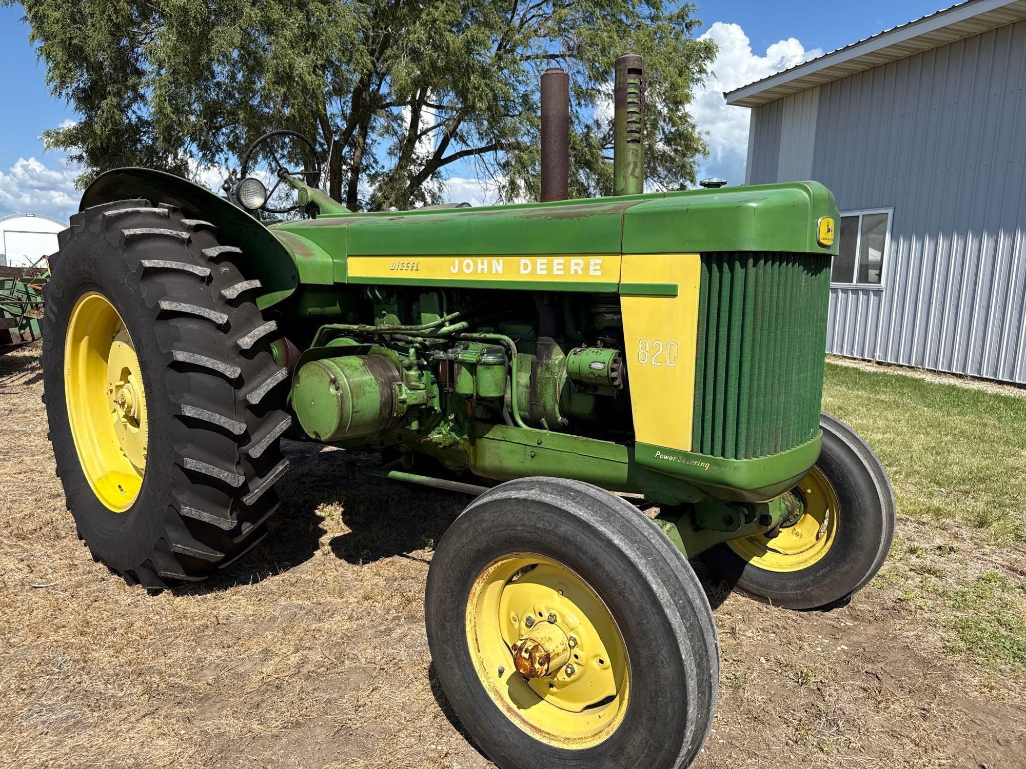 1956 John Deere 820 Equipment Image0