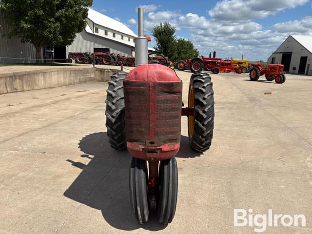 Image of Massey-Harris 444 equipment image 1