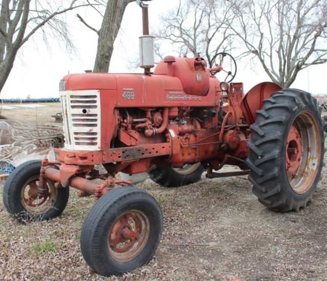 Image of Farmall 400 equipment image 1