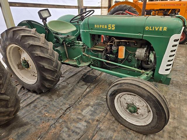 Image of Oliver Super 55 equipment image 1