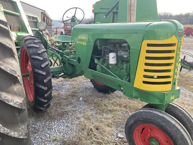 Image of Oliver Super 66 equipment image 1