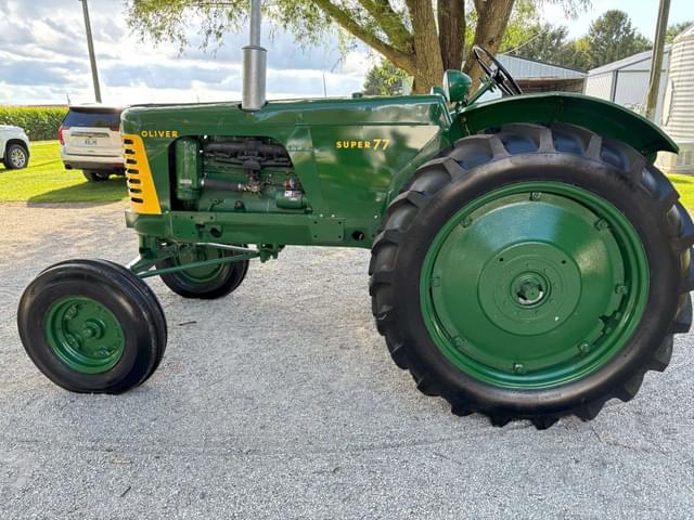 Image of Oliver Super 77 equipment image 3