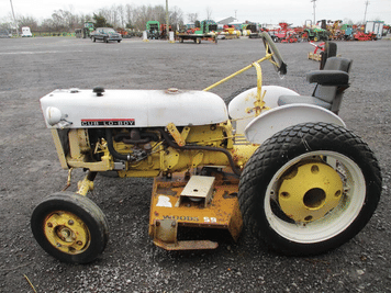 Main image International Harvester Cub Lo-Boy