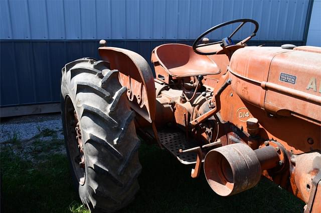 Image of Allis Chalmers D14 equipment image 4