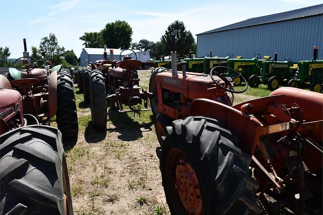 Image of Allis Chalmers D14 equipment image 4