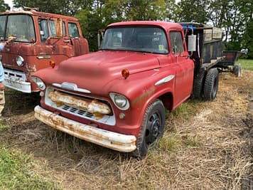 Main image Chevrolet 6100