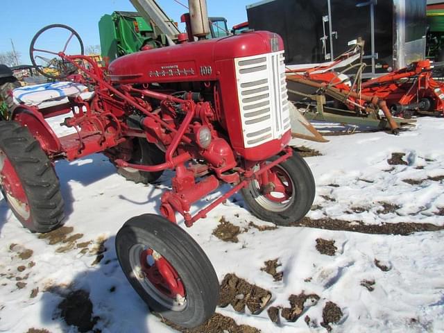 Image of Farmall 100 equipment image 1