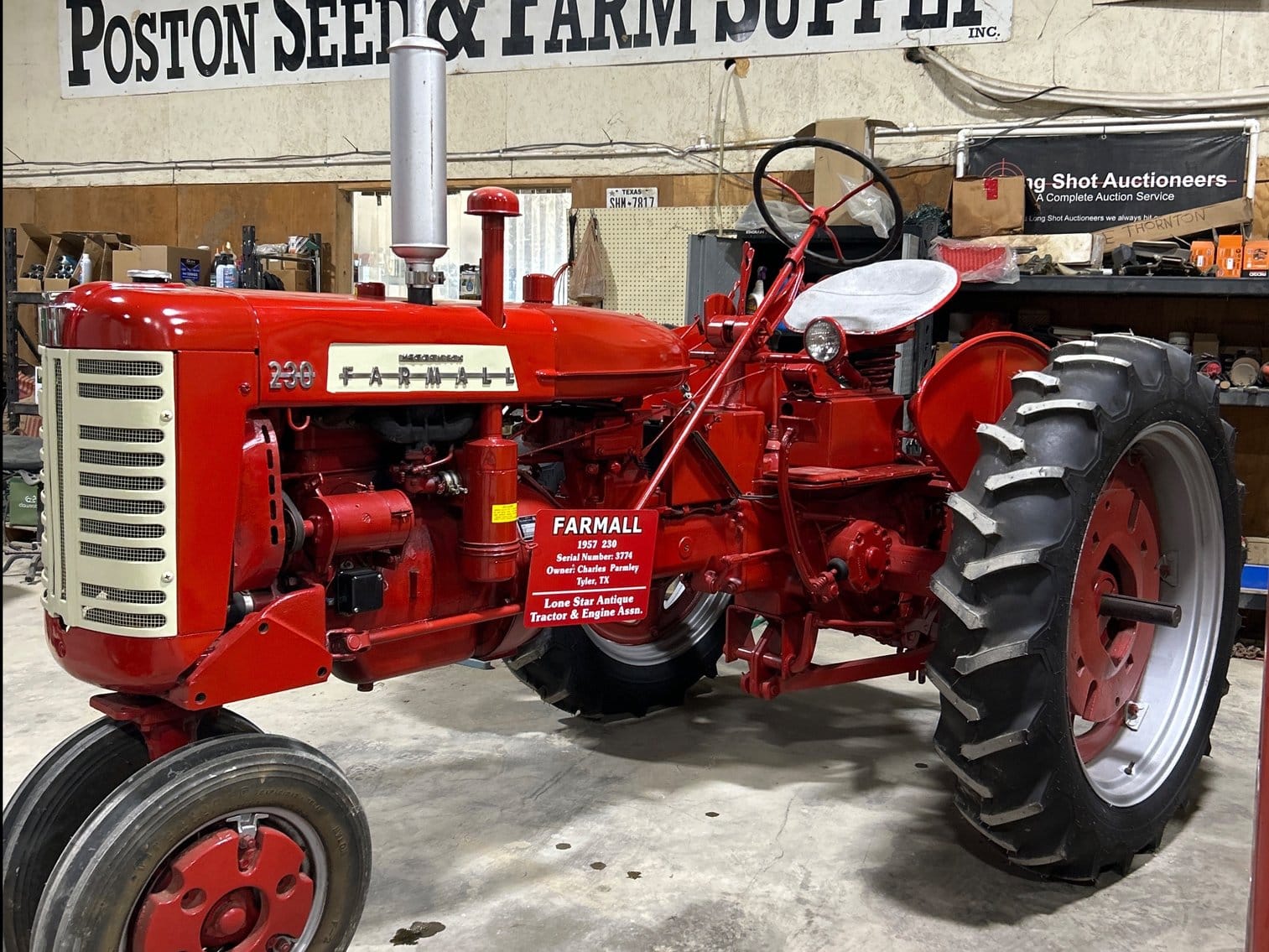 1957 Farmall 230 Equipment Image0