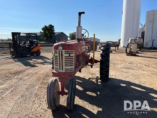 Image of Farmall 350 equipment image 1