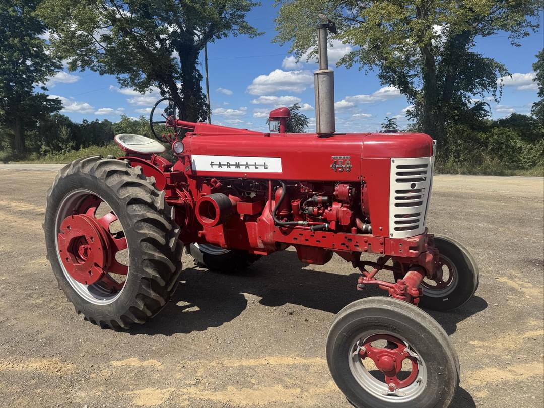 Image of Farmall 450 Primary image
