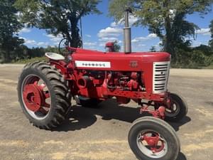 1957 Farmall 450 Image