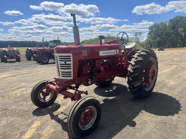 Image of Farmall 450 equipment image 1