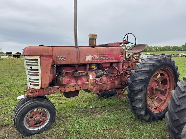 Image of Farmall 450 equipment image 2