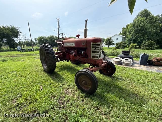 Image of Farmall 450 equipment image 2