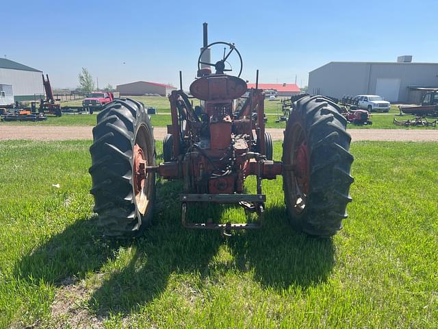 Image of Farmall 450 equipment image 4