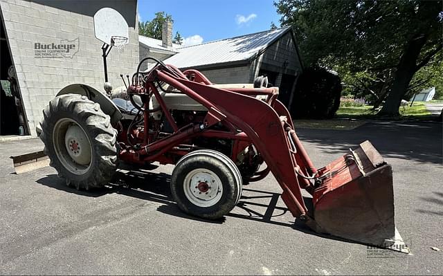 Image of Ford 800 equipment image 4