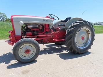 Main image Ford 841