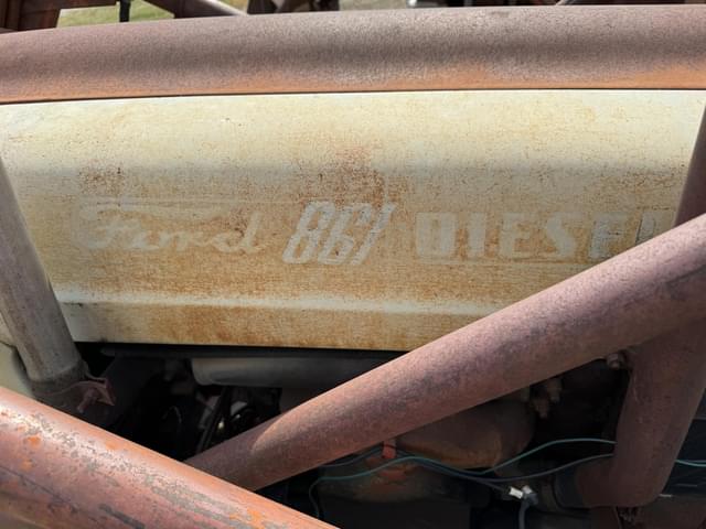 Image of Ford 861 equipment image 1