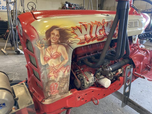 Image of Ford 951 equipment image 3