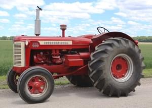1957 International Harvester 650 Image