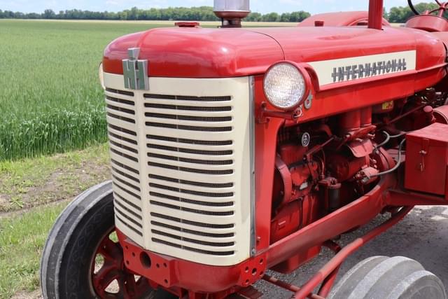 Image of International Harvester 650 equipment image 4