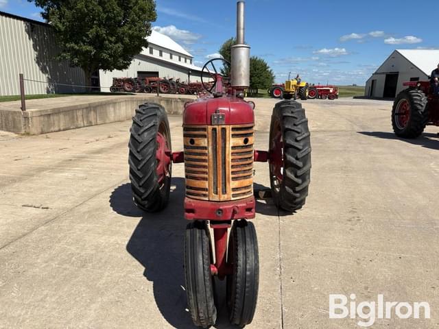 Image of International Harvester 350 equipment image 1