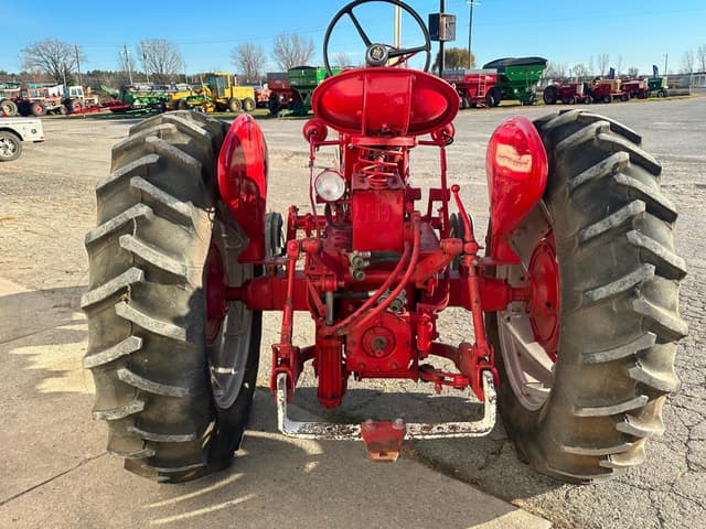 Image of International Harvester 350 equipment image 4