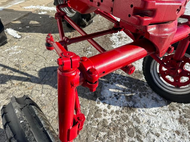 Image of International Harvester 350 equipment image 3