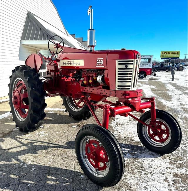Image of International Harvester 350 equipment image 1