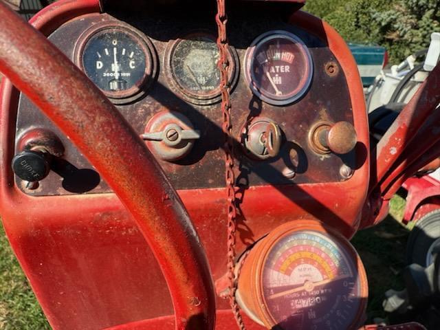 Image of Farmall 450 Image 1