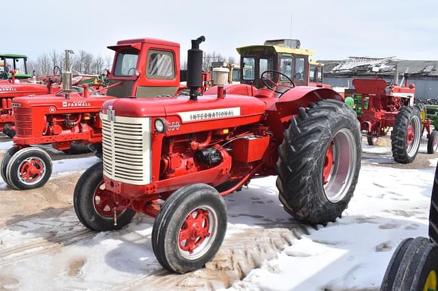 Image of International Harvester 650 equipment image 4