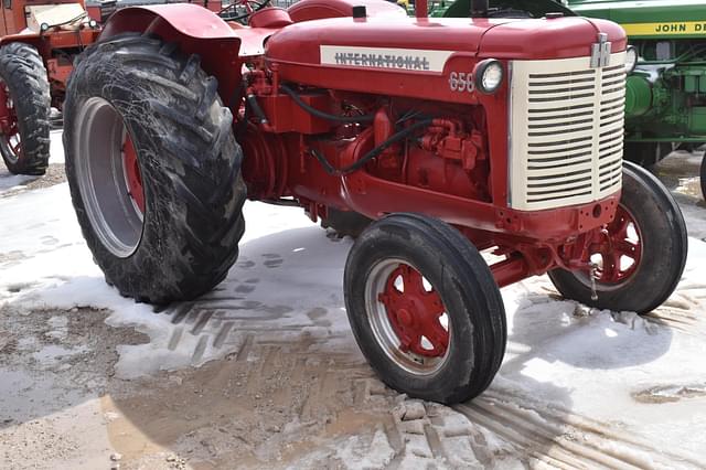 Image of International Harvester 650 equipment image 3