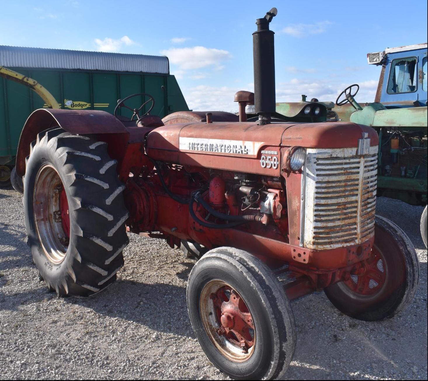 Main image International Harvester 650