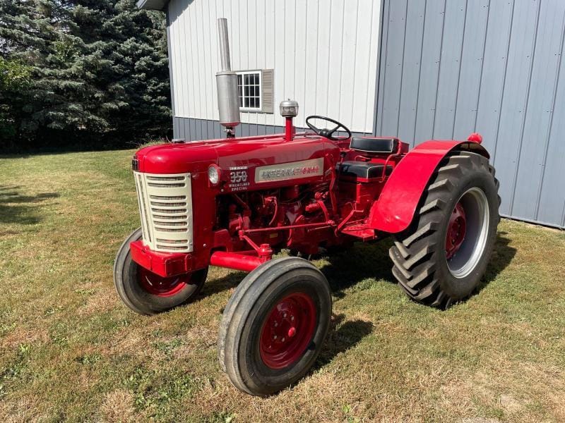 Main image International Harvester 350