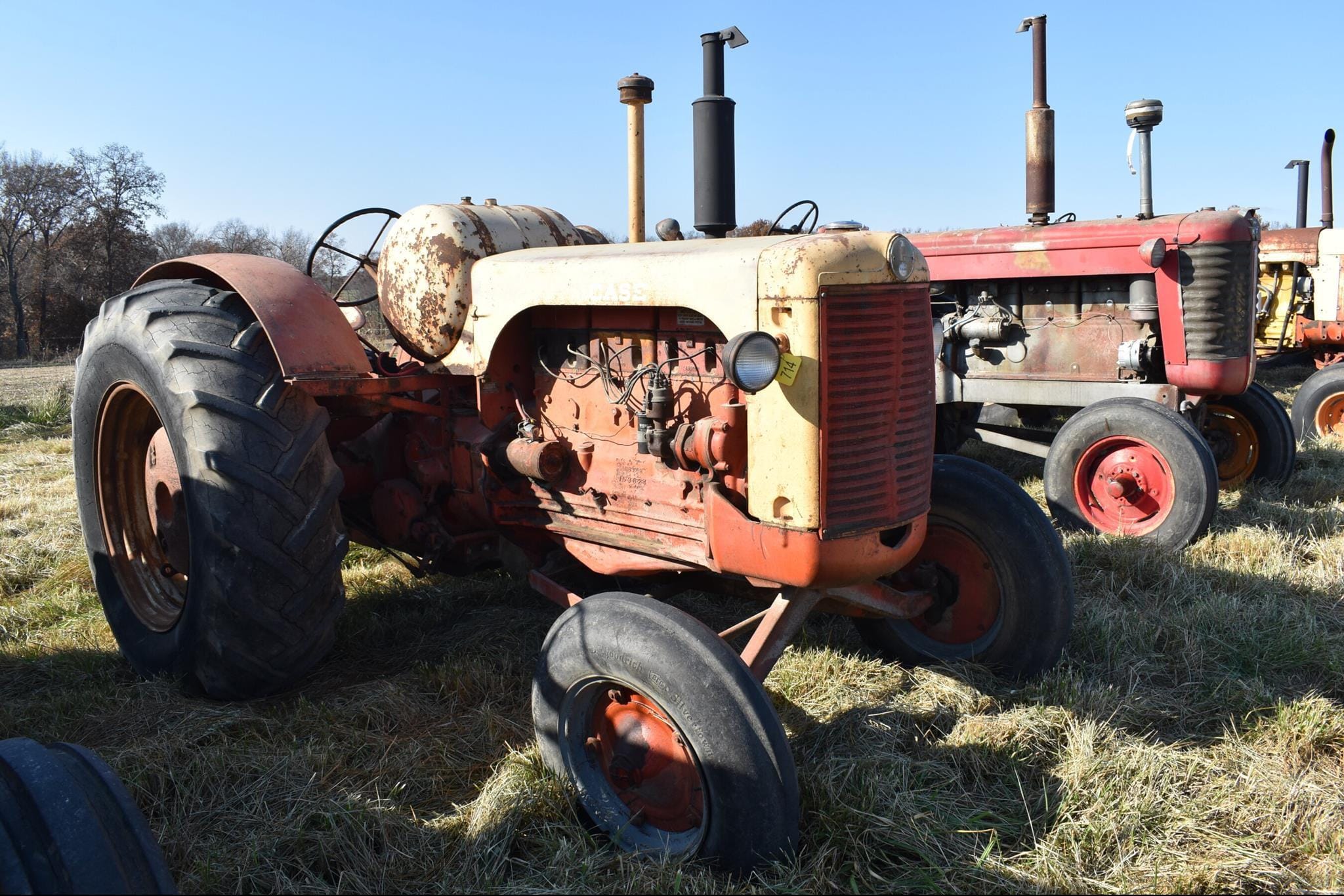 1957 J.I. Case 600 Equipment Image0
