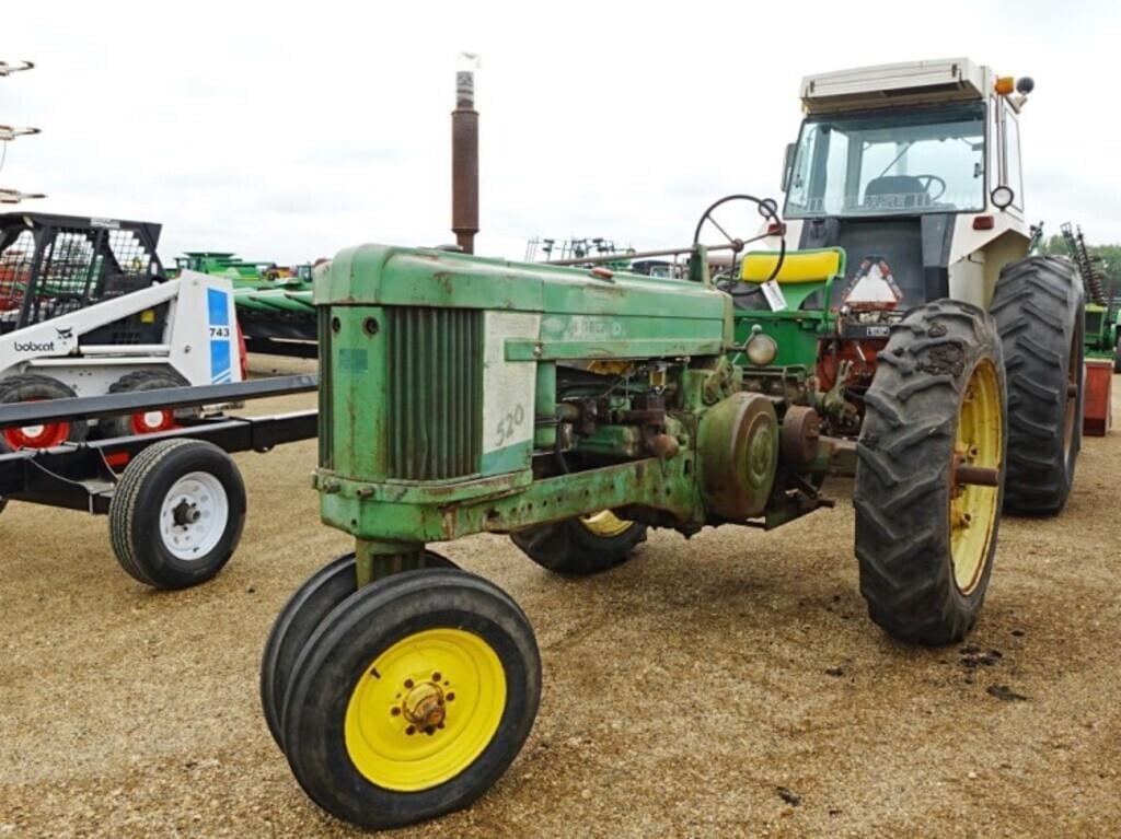 Image of John Deere 520 Primary image