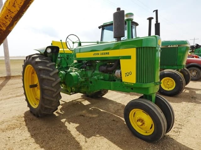 Image of John Deere 720 equipment image 1