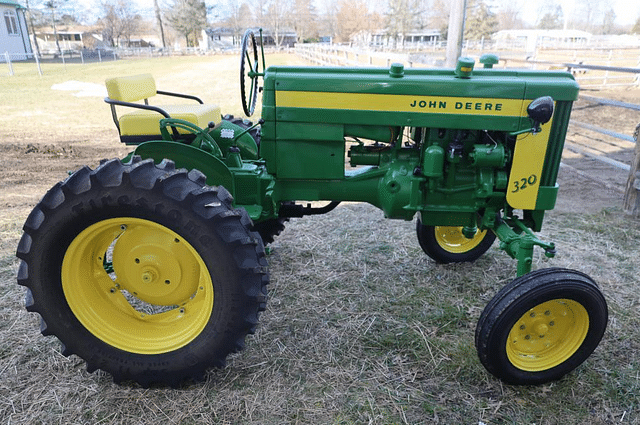 Image of John Deere 320S equipment image 3