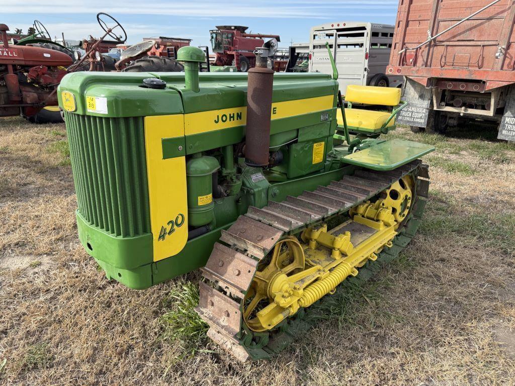 Image of John Deere 420 Primary image