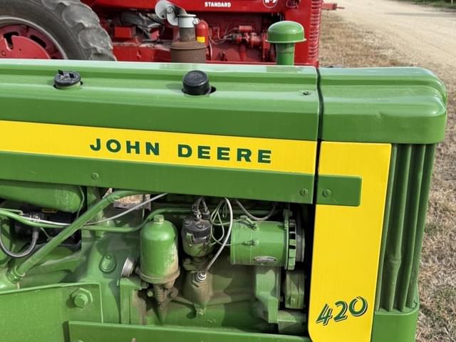 Image of John Deere 420 equipment image 3