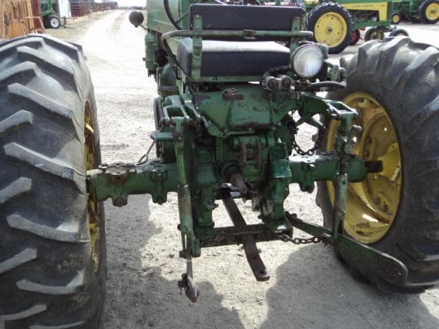 Image of John Deere 420 Image 1