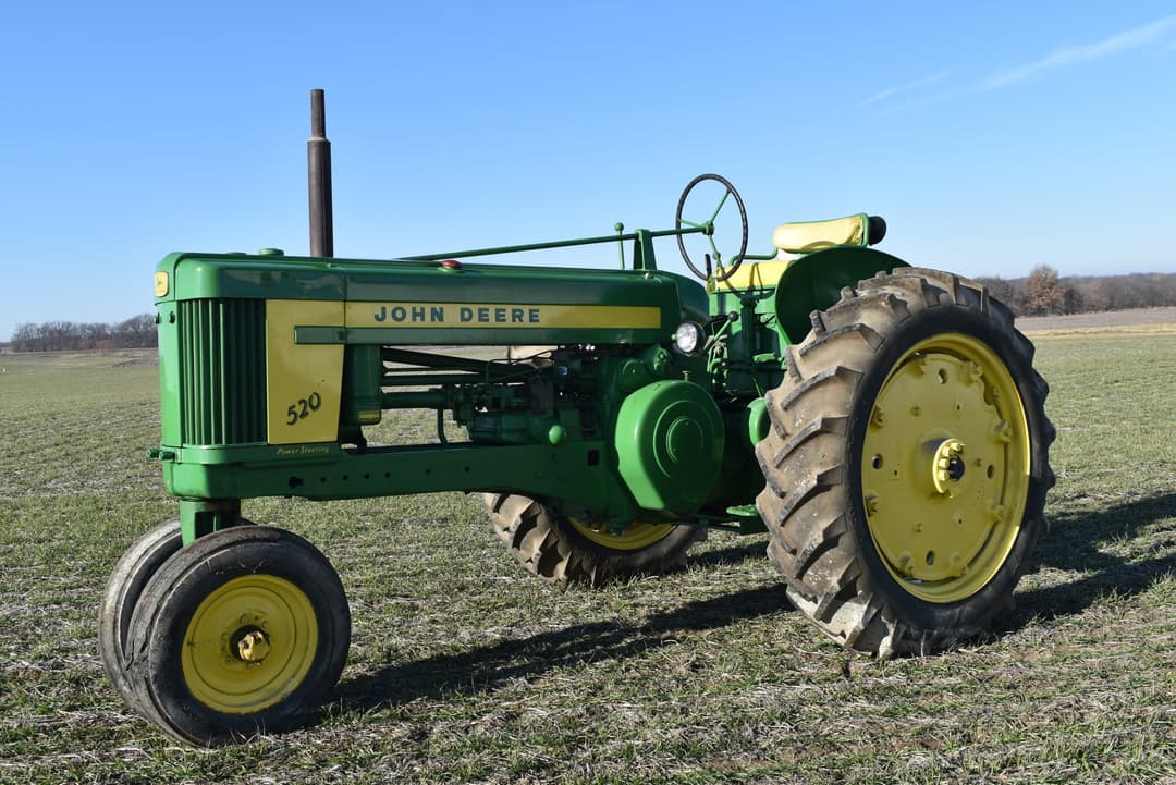 Image of John Deere 520 Primary image