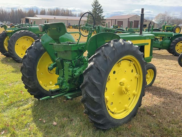 Image of John Deere 520 equipment image 4